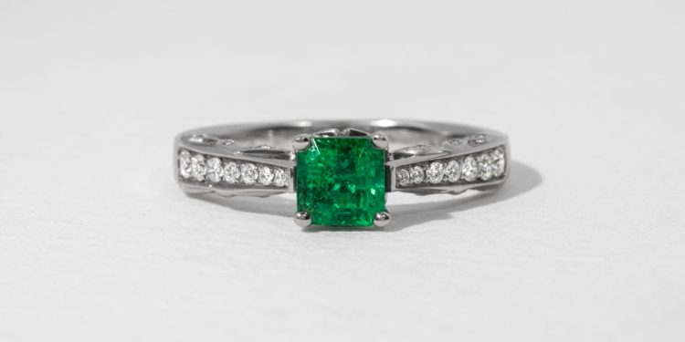 Engineering Emeralds The Rise of Lab- Created Green Diamonds