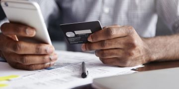 09 tips for those in credit card debt