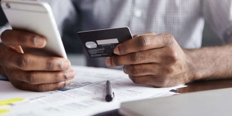 09 tips for those in credit card debt