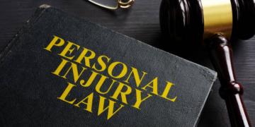 How to Choose the Right Personal Injury Attorney in Kansas and Missouri
