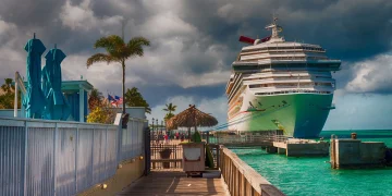 How to Unwind Before Your Cruise: Relaxing Activities Near Florida Ports