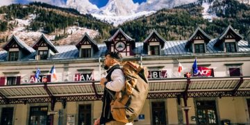 A Comprehensive Guide to Traveling: Essential Tips, Strategies, and Inspiration