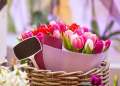 The Art of Choosing the Right Flowers for Your Interior Aesthetic