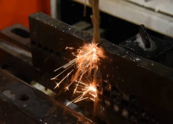 CNC EDM Applications: Unlocking New Capabilities in Mold Making and Micro-Feature Machining