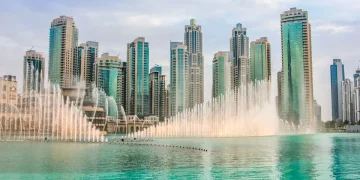 From Souks to Skyscrapers: The Many Sides of Dubai