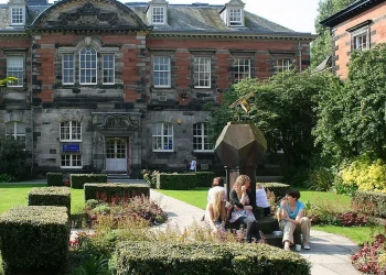 Swansea VS Dundee Study Abroad Experience