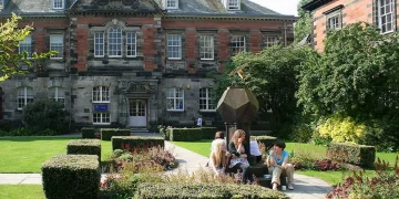 Swansea VS Dundee Study Abroad Experience