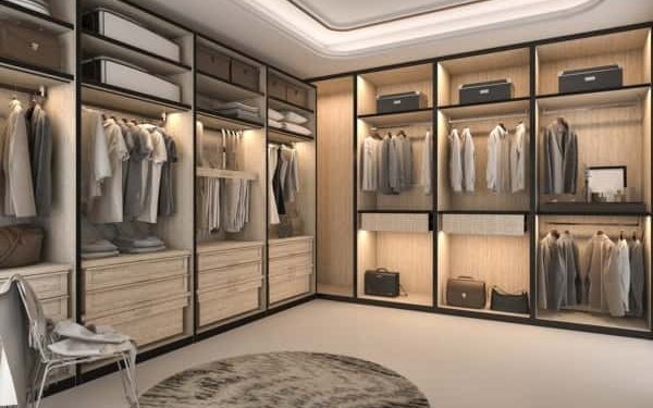 How to Maximize Storage with a Large Sliding Door Wardrobe