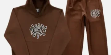 Always Do What You Should Do UK: Redefining British Streetwear with Hoodies, Tracksuits & Statement Tees