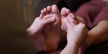 Nuru Massage Near Me: How to Choose a Professional Service